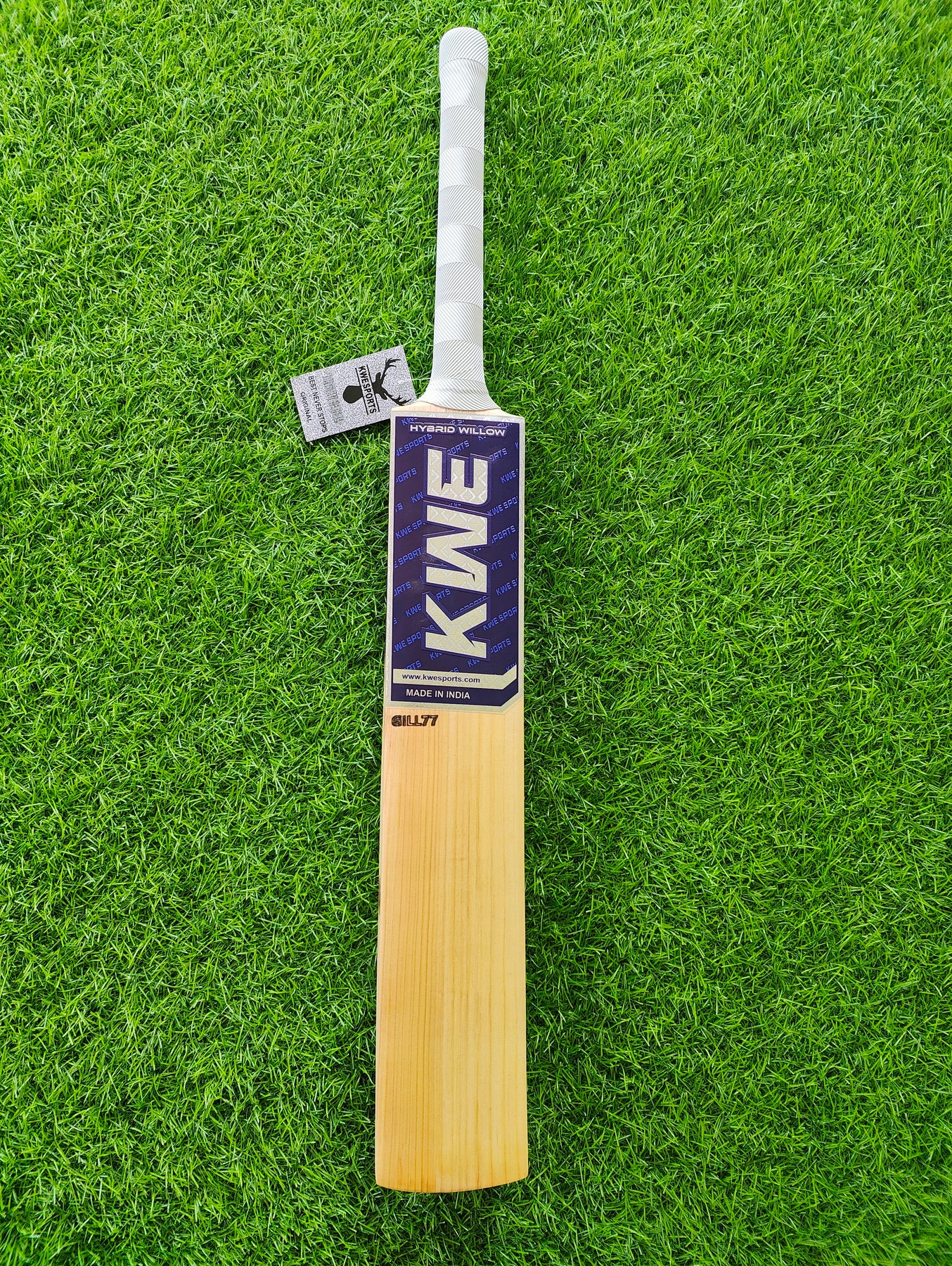 Player Bat Gill77 - Player's Edition Season Cricket Bat – Kwesports