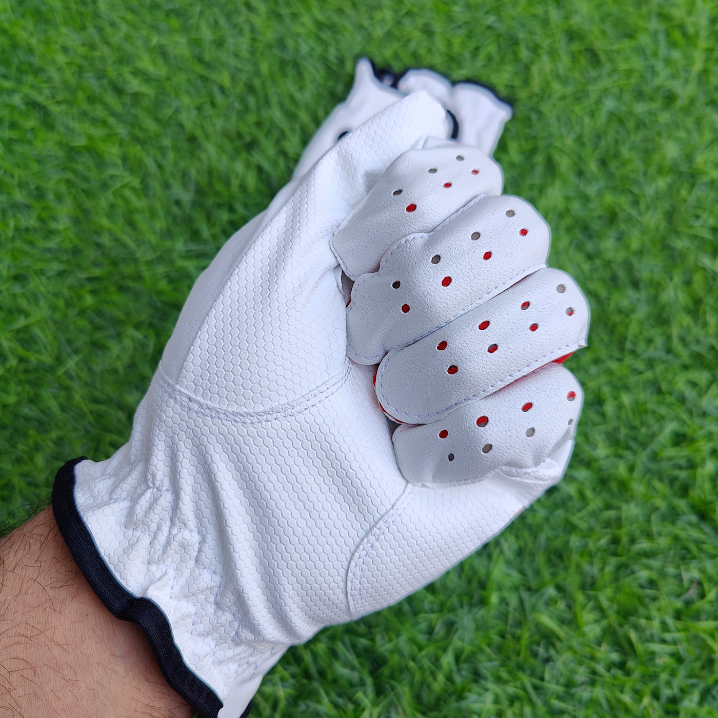 Kwesports pro leather tennis batting gloves - Red color